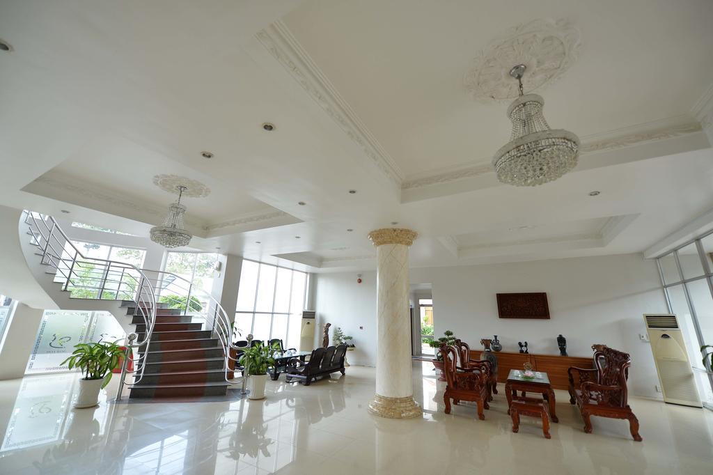 Hoa Binh 2 Hotel Long Xuyên Exteriér fotografie