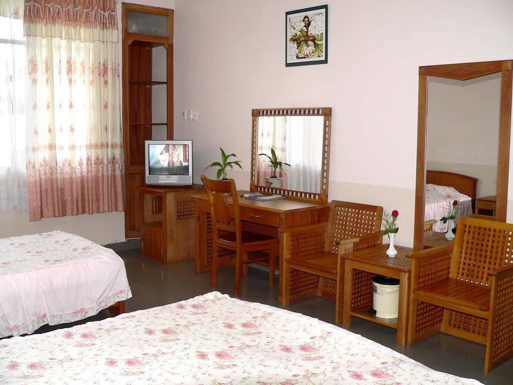 Hoa Binh 2 Hotel Long Xuyên Exteriér fotografie